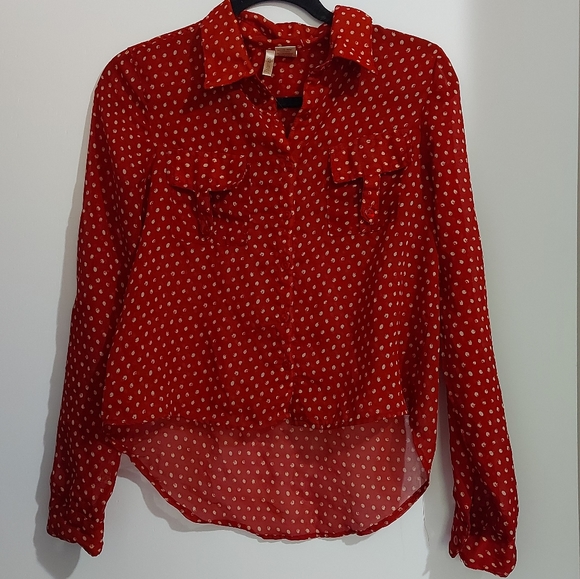 Passport High-Low Button Down Polka Dot Top - Picture 4 of 8